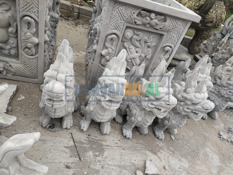 Trang trí nhà thờ họ, từ đường bằng hoa văn xi măng: cổng, cột đồng trụ, sân, mái, hiên